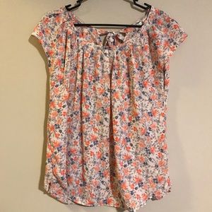 Cap sleeve floral blouse